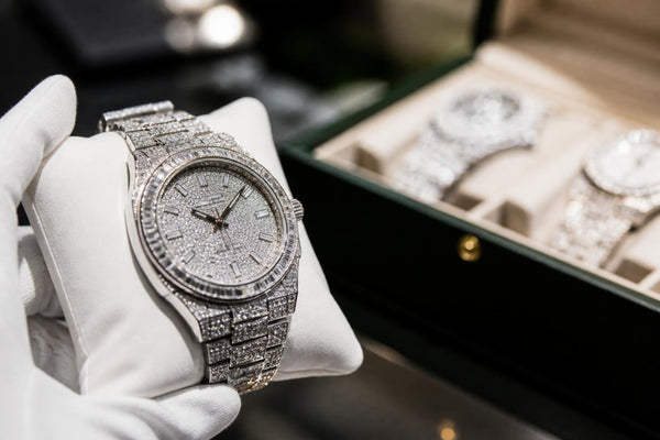 Diamond Watch Sale: Expert Guide to Luxury Timepieces