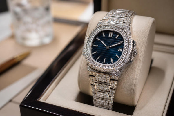 Diamond in Watch: Expert Guide to Luxury Timepieces