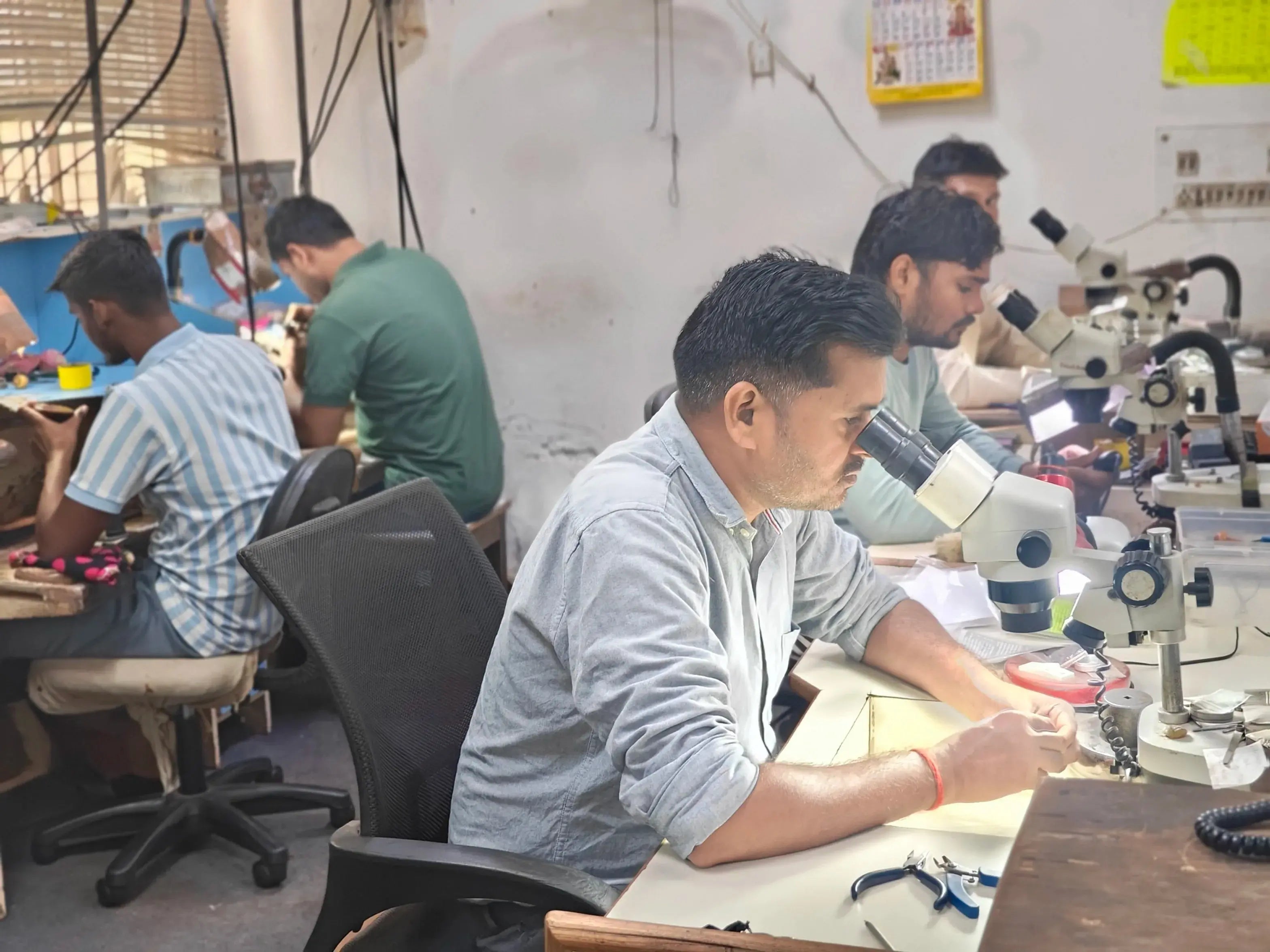 9K Gold Lab Diamond Band - La Maison Val D'or