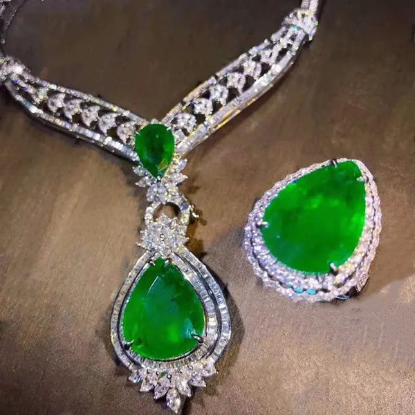 18K Emerald Bridal Set - La Maison Val D'or