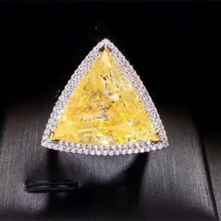 10.35ct Yellow Diamond Set - La Maison Val D'or