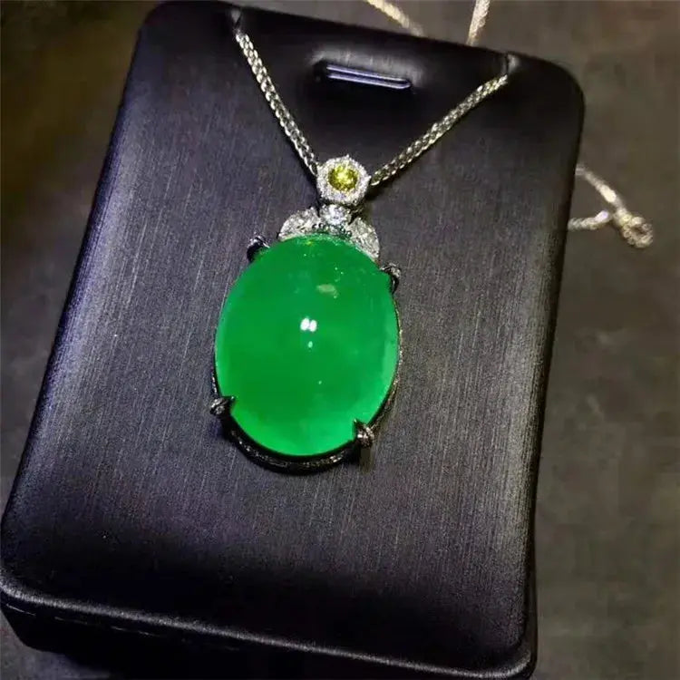 18K Gold Colombian Emerald Pendant - La Maison Val D'or