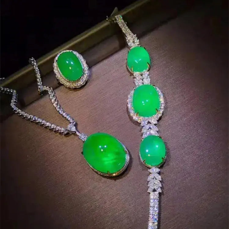 18k Gold Emerald Bridal Set - La Maison Val D'or