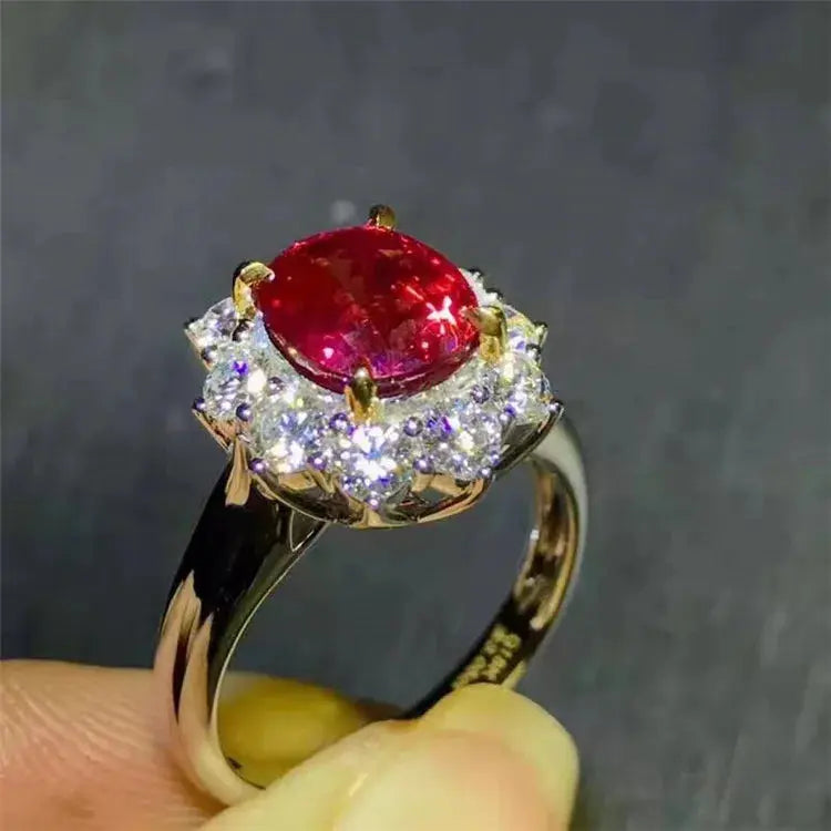18K Gold Burma Ruby Ring - La Maison Val D'or