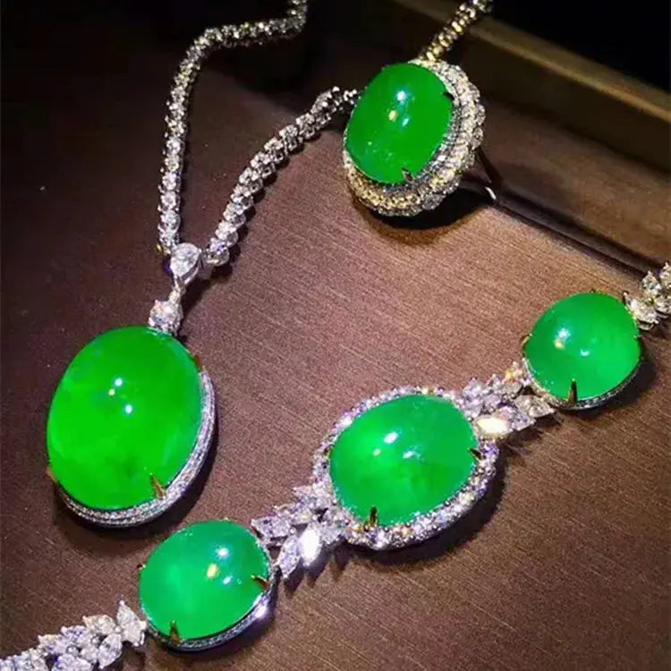 18k Gold Emerald Bridal Set - La Maison Val D'or