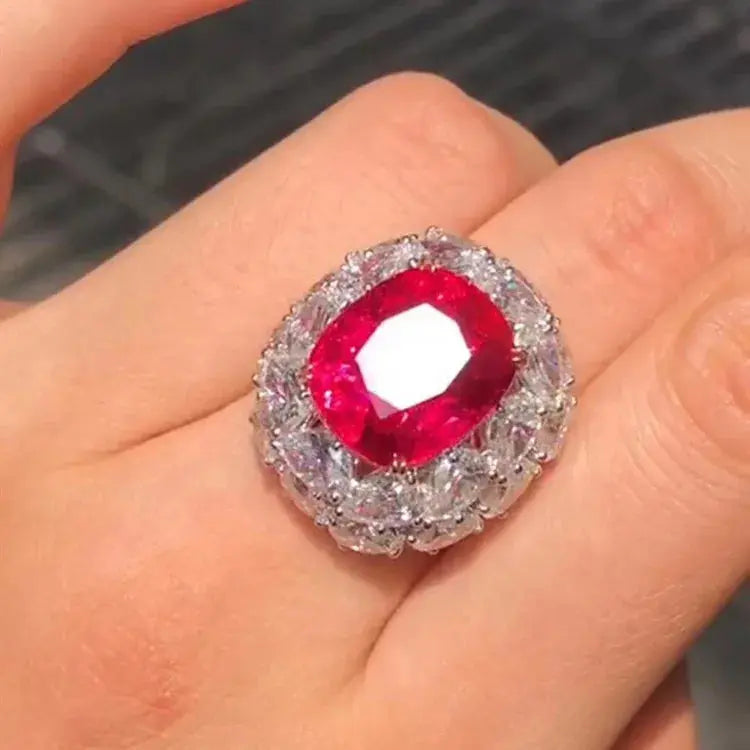 14.54ct Burma Spinel Gold Ring - La Maison Val D'or