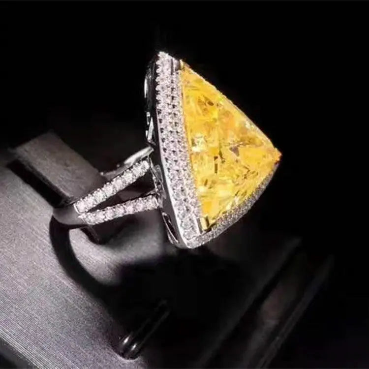 10.35ct Yellow Diamond Set - La Maison Val D'or