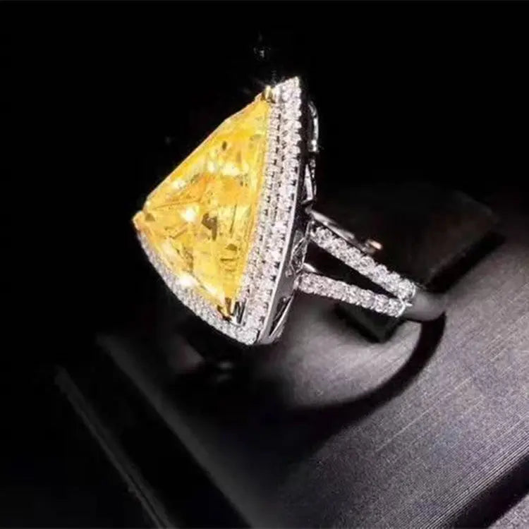 10.35ct Yellow Diamond Set - La Maison Val D'or