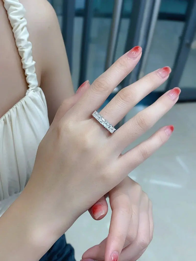 2.10ct Natural Diamond Ring - La Maison Val D'or