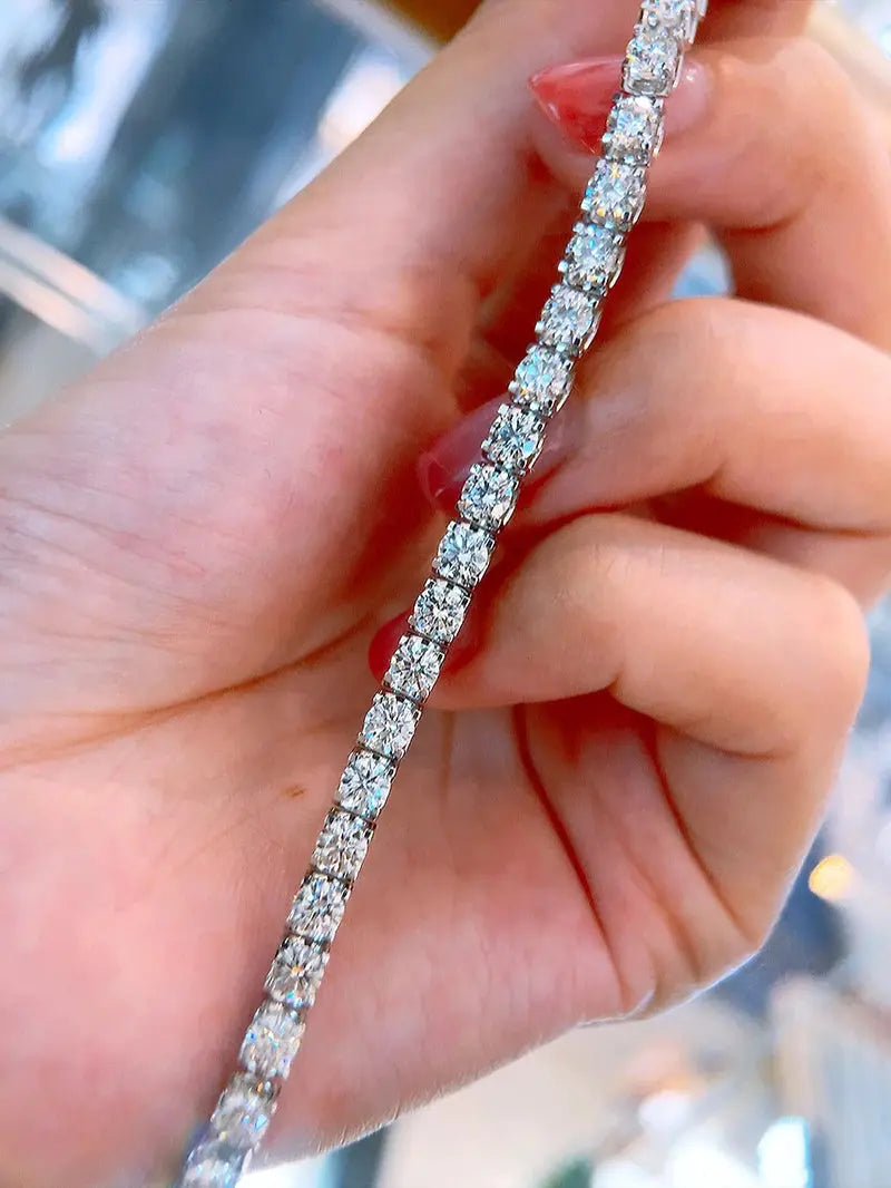 6.0ct Natural Diamond Bracelet - La Maison Val D'or
