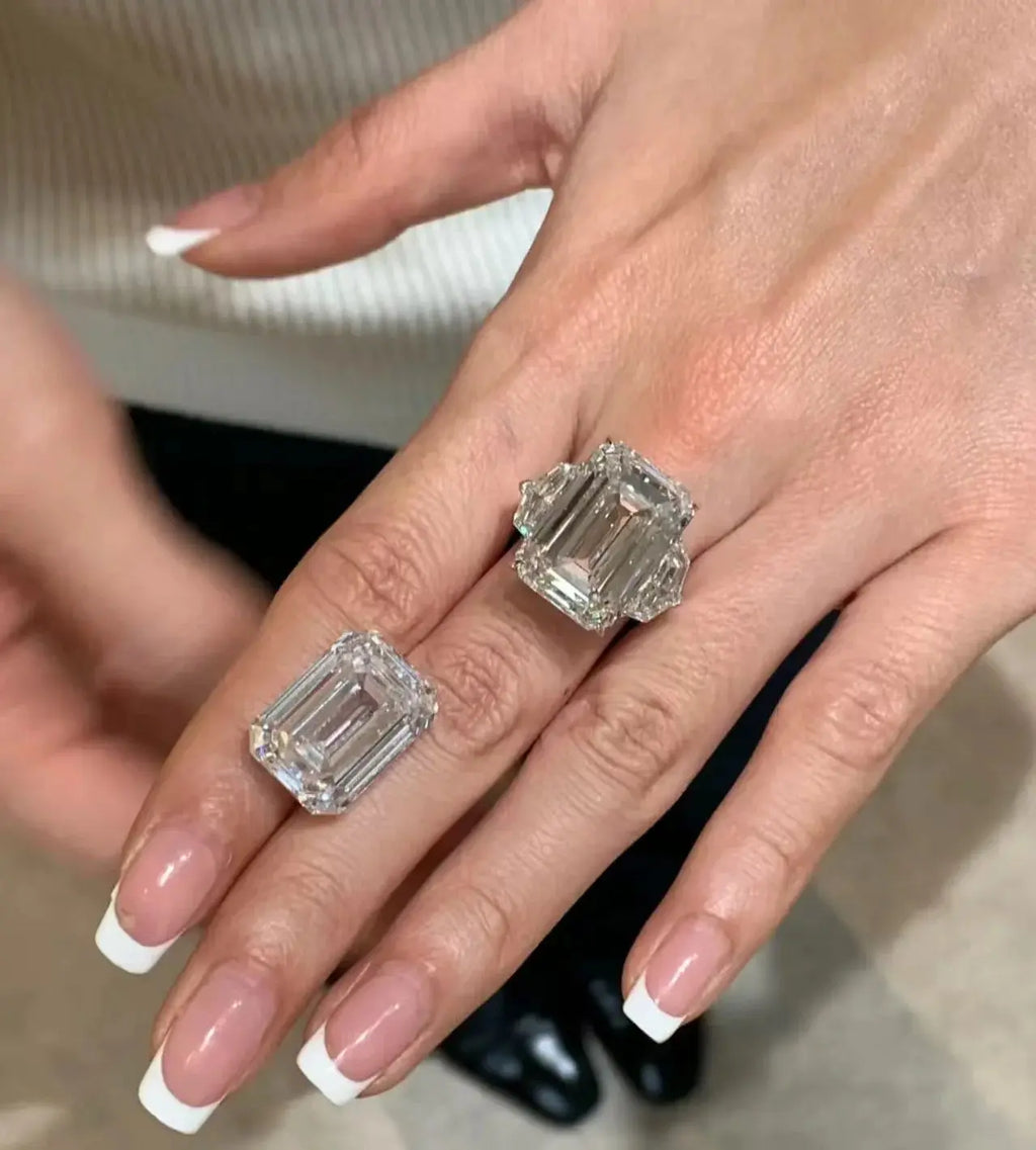 15ct Emerald Cut Lab Diamond Ring - La Maison Val D'or