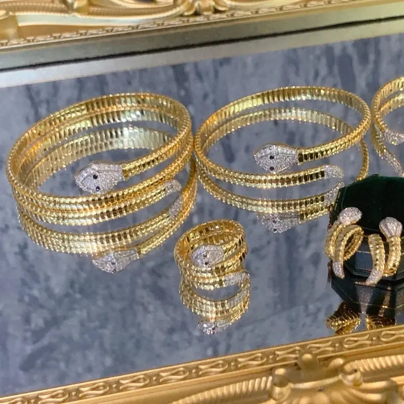 18K Gold Diamond Snake Bangle - La Maison Val D'or