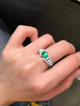 Emerald Diamond Snake Ring - La Maison Val D'or