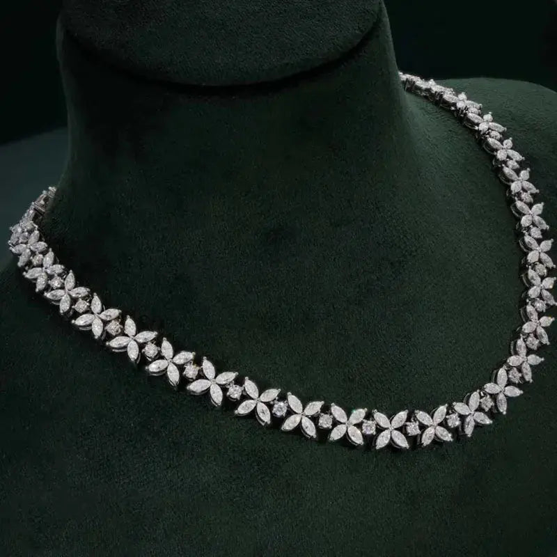 19.4ct Lab Diamond Choker - La Maison Val D'or