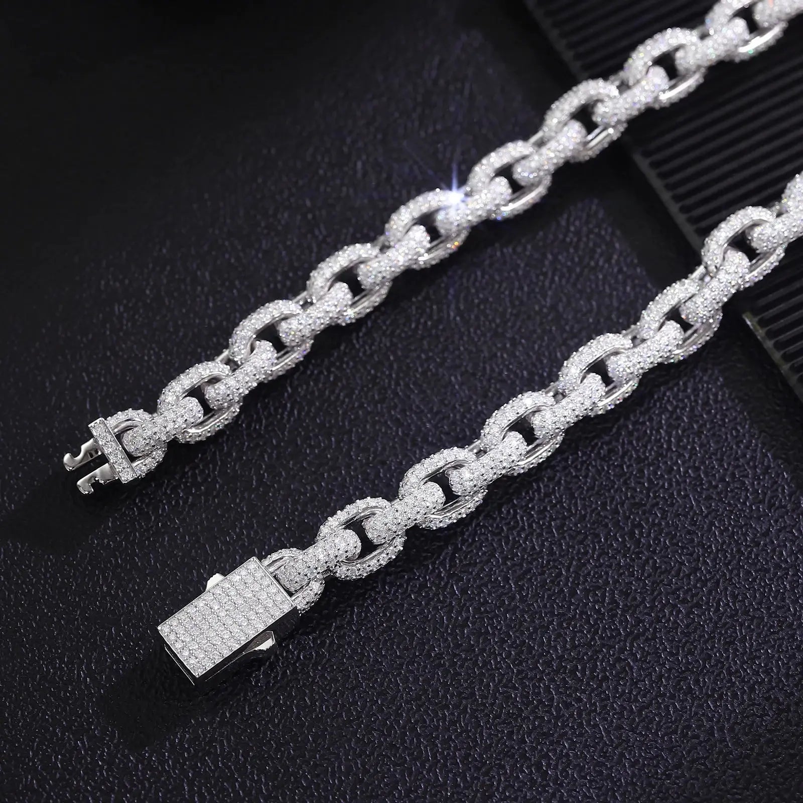 9mm Lab Diamond Cuban Chain - La Maison Val D'or
