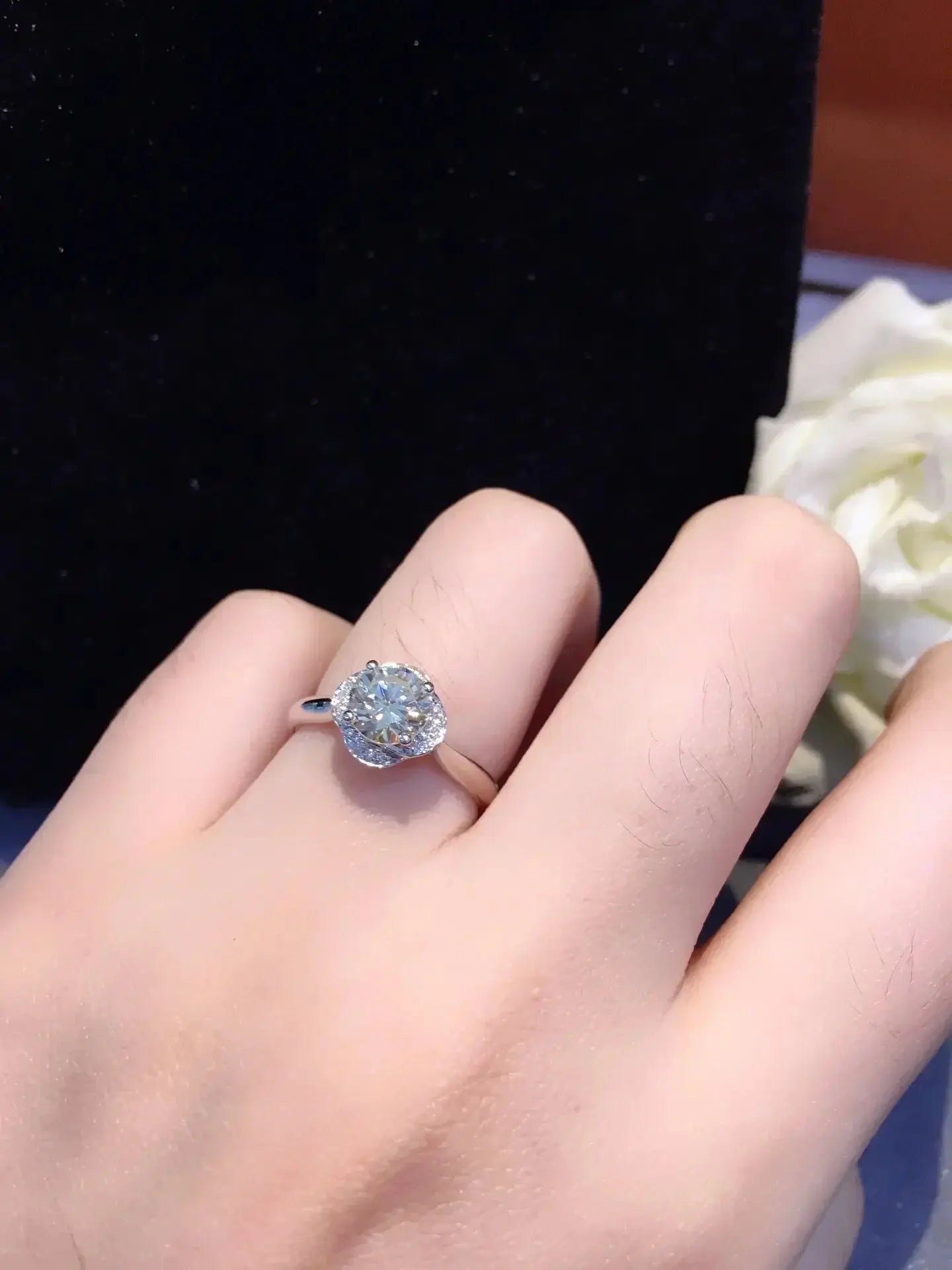 18K Gold Certified Diamond Ring - La Maison Val D'or
