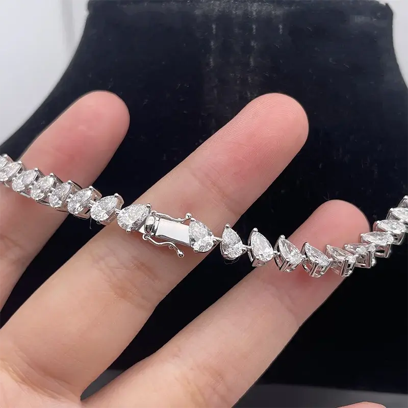 36.6ct Lab Diamond Pear Necklace - La Maison Val D'or