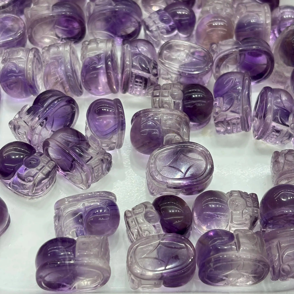 Natural Amethyst Pixiu Charm - La Maison Val D'or