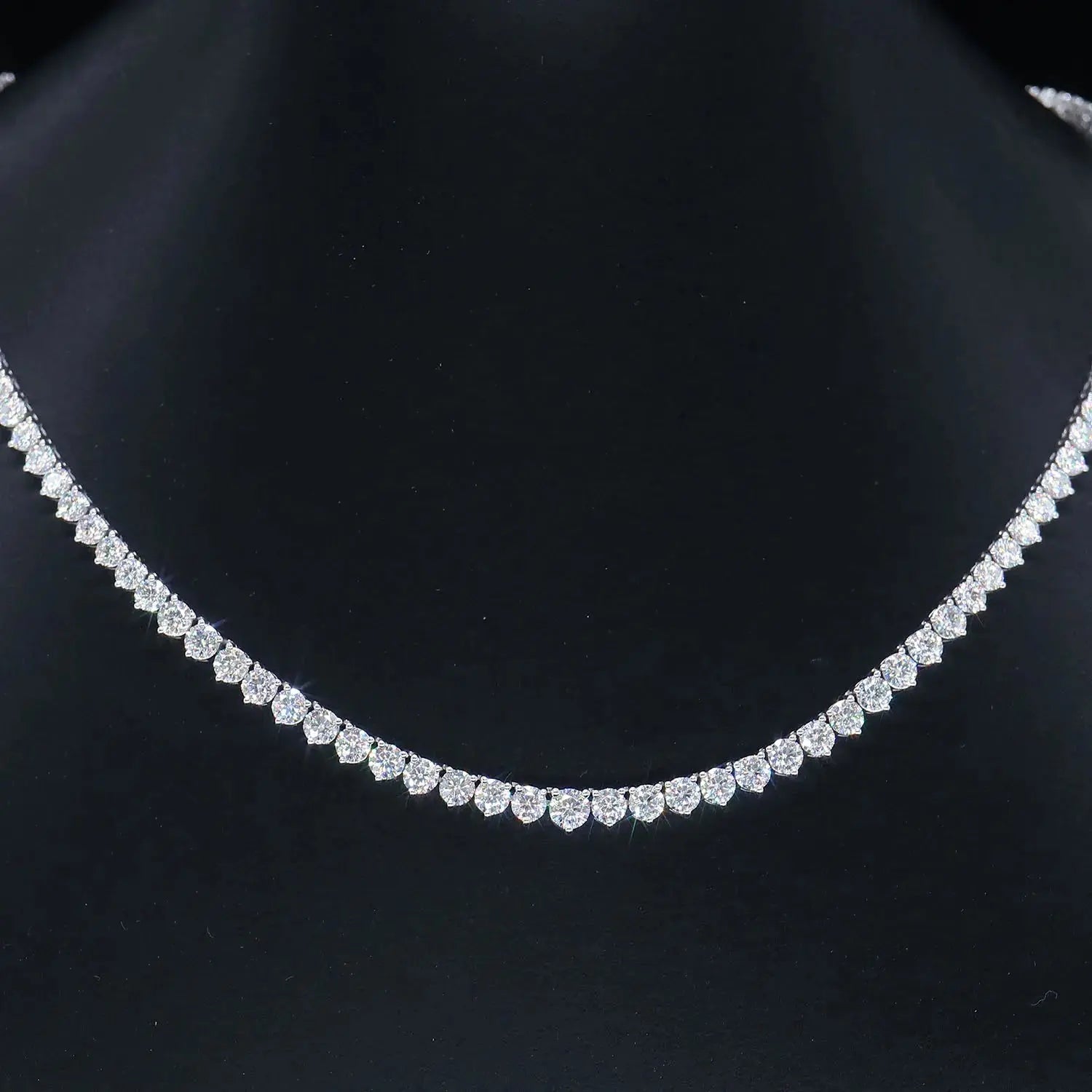 Gradient Lab Diamond Necklace - La Maison Val D'or