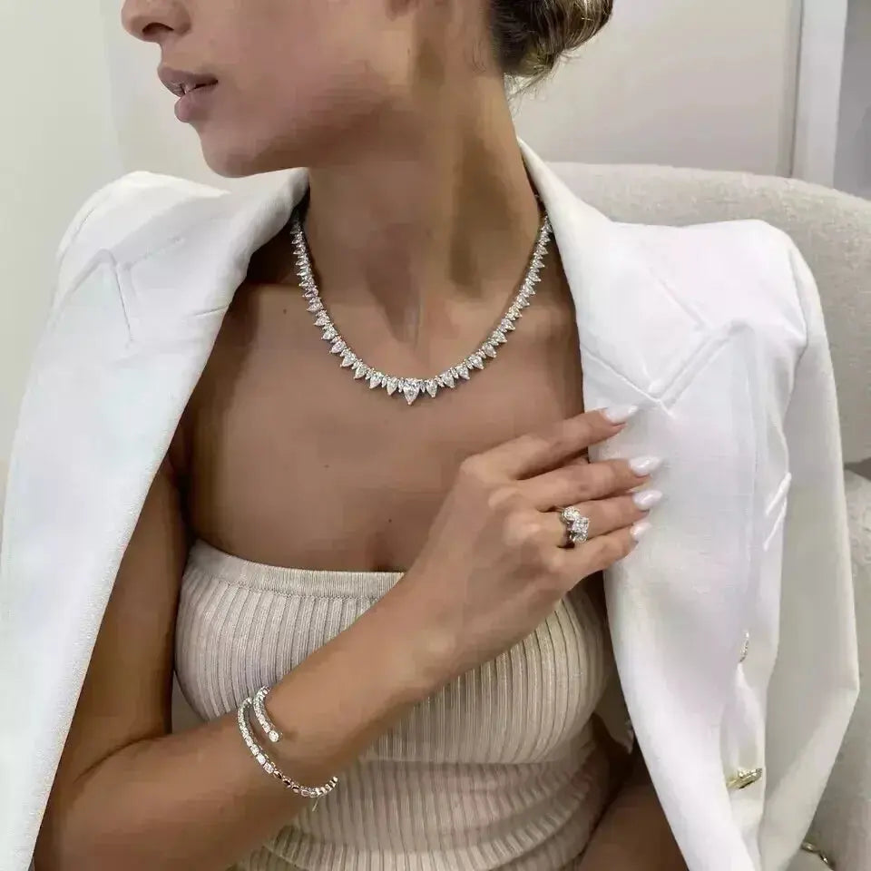 33CTW Lab Diamond Necklace - La Maison Val D'or