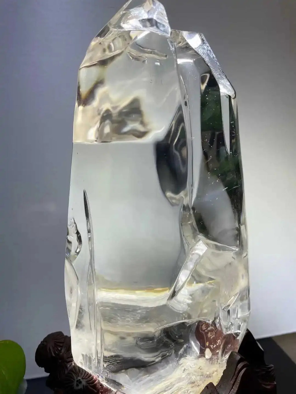 Raw White Crystal Decor - La Maison Val D'or