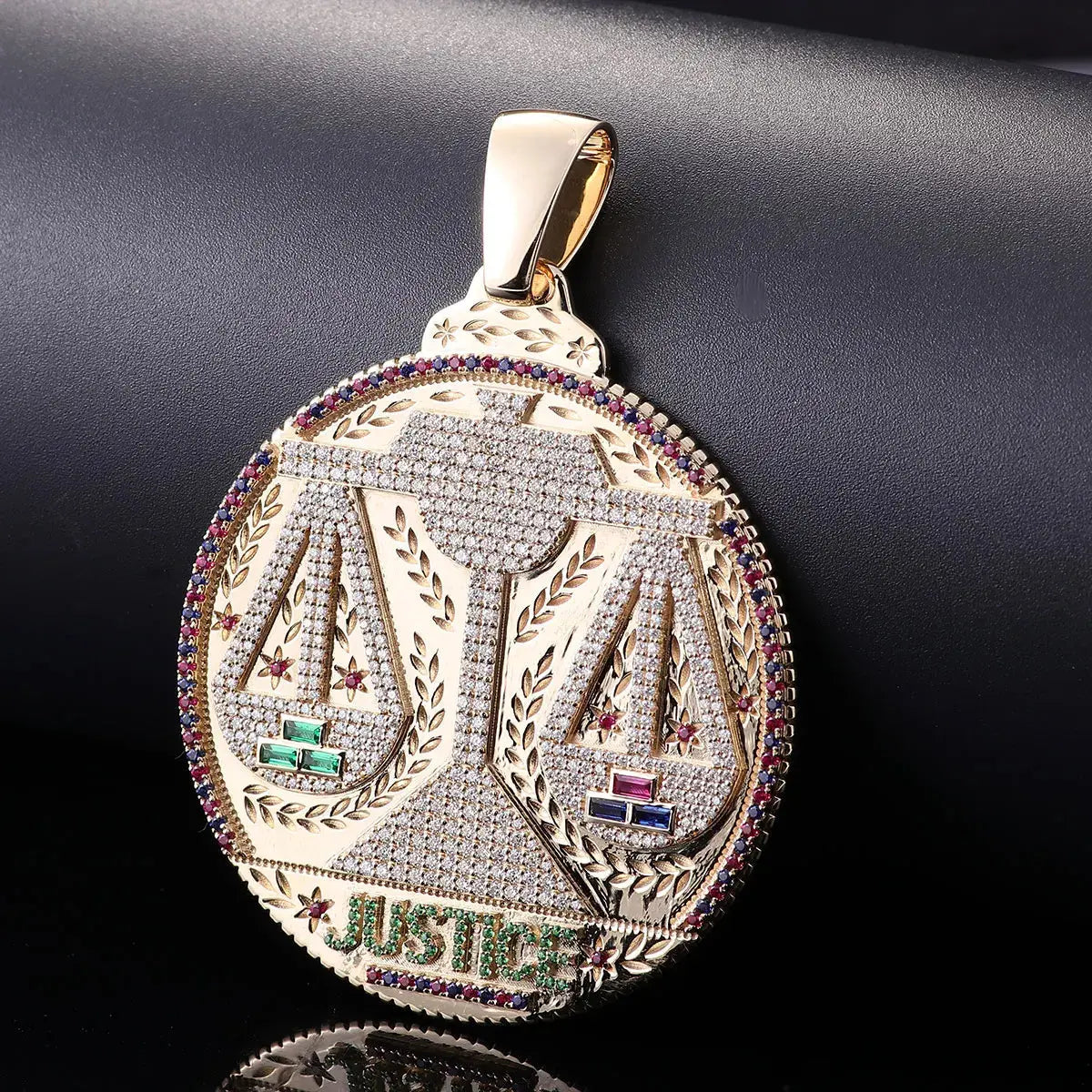 10K Gold Moissanite Pendant - La Maison Val D'or