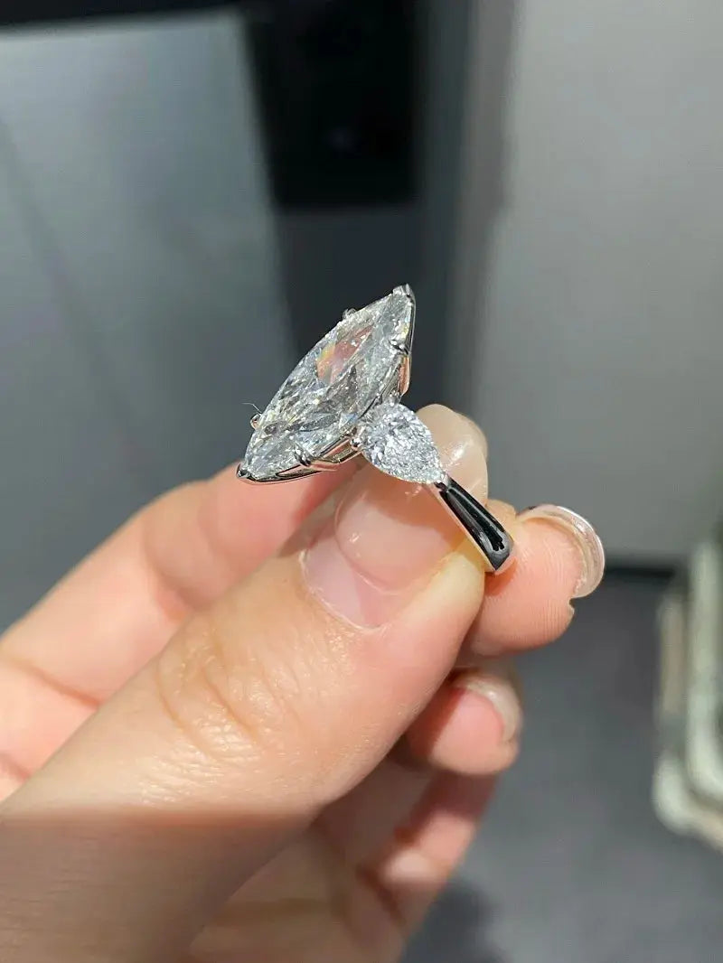 5ct Marquise Lab Diamond Ring - La Maison Val D'or