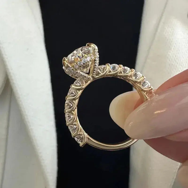 5ct Oval Lab Diamond Gold Ring - La Maison Val D'or