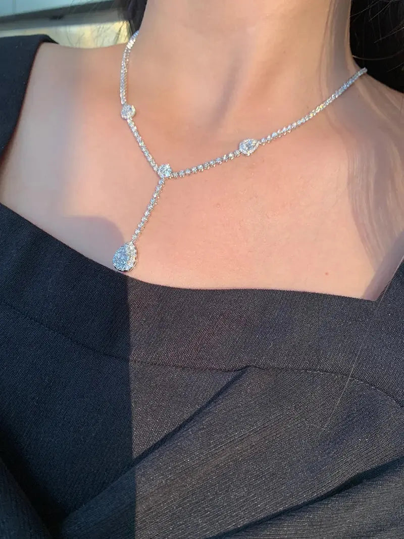 3.50ct Natural Diamond Necklace - La Maison Val D'or