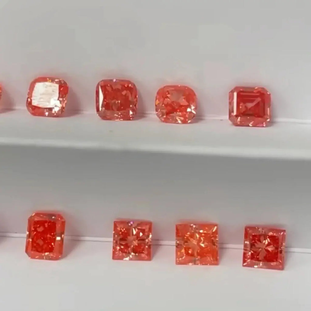 Red Radiant Lab Diamond - La Maison Val D'or