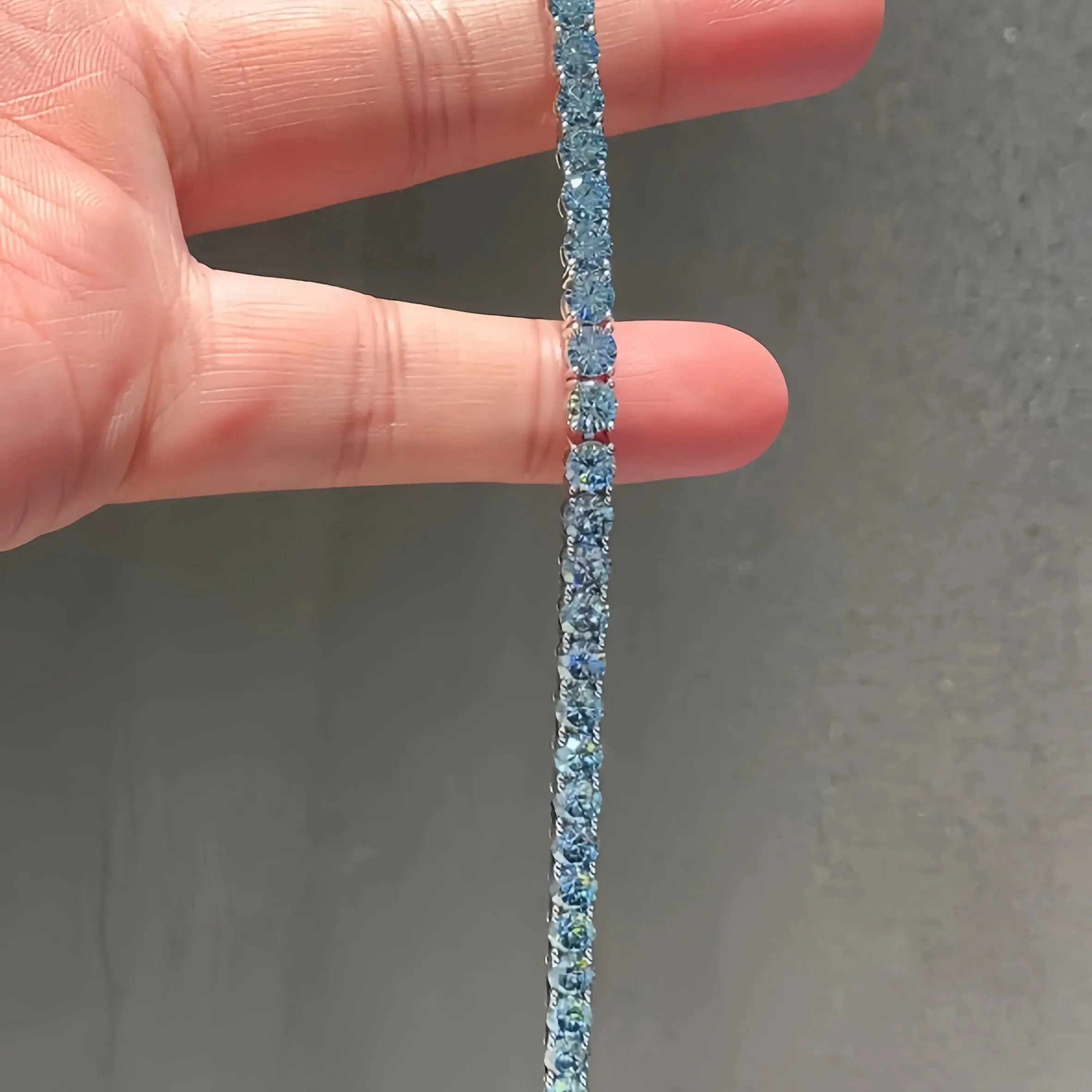 Blue Lab Diamond Tennis Bracelet - La Maison Val D'or