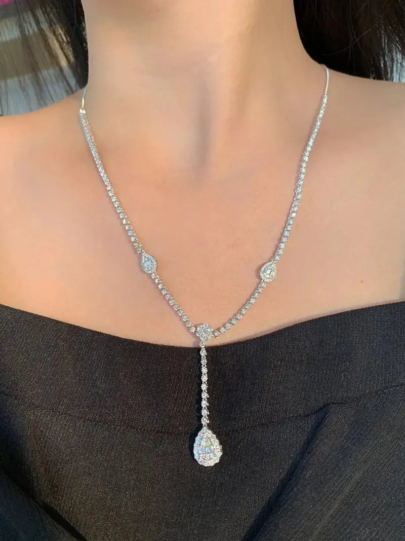3.50ct Natural Diamond Necklace - La Maison Val D'or
