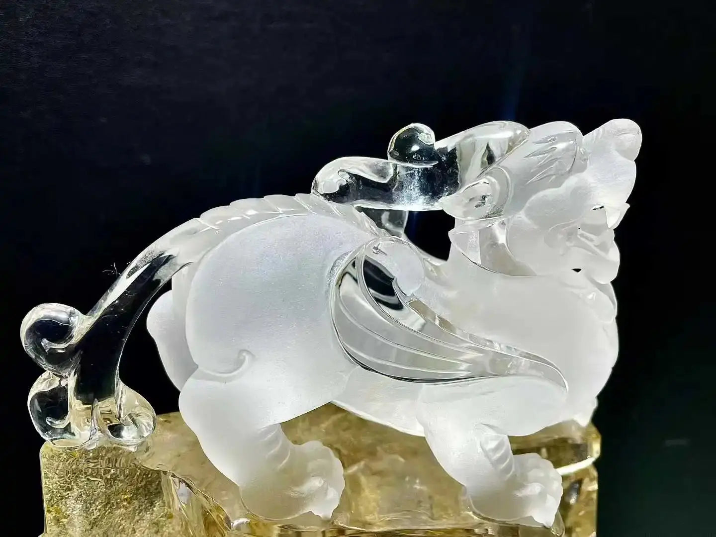 Yellow Rutilated Quartz Pixiu - La Maison Val D'or