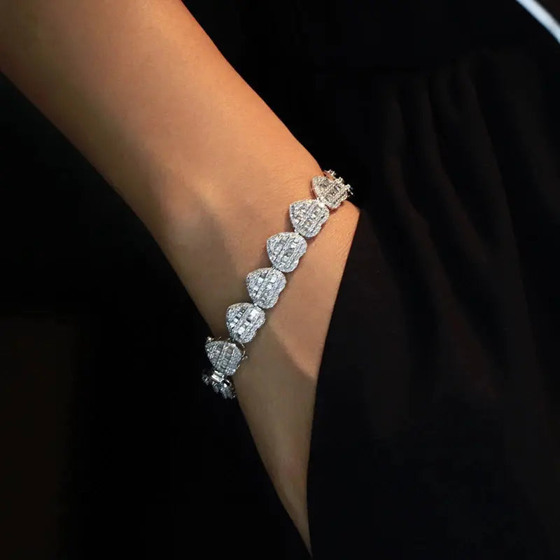 5.5ct Diamond Heart Bracelet - La Maison Val D'or