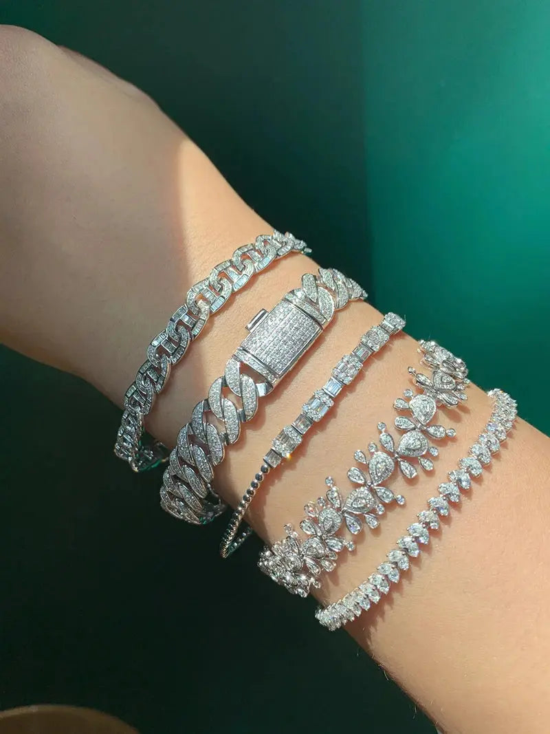3.90ct Pear Diamond Bracelet - La Maison Val D'or