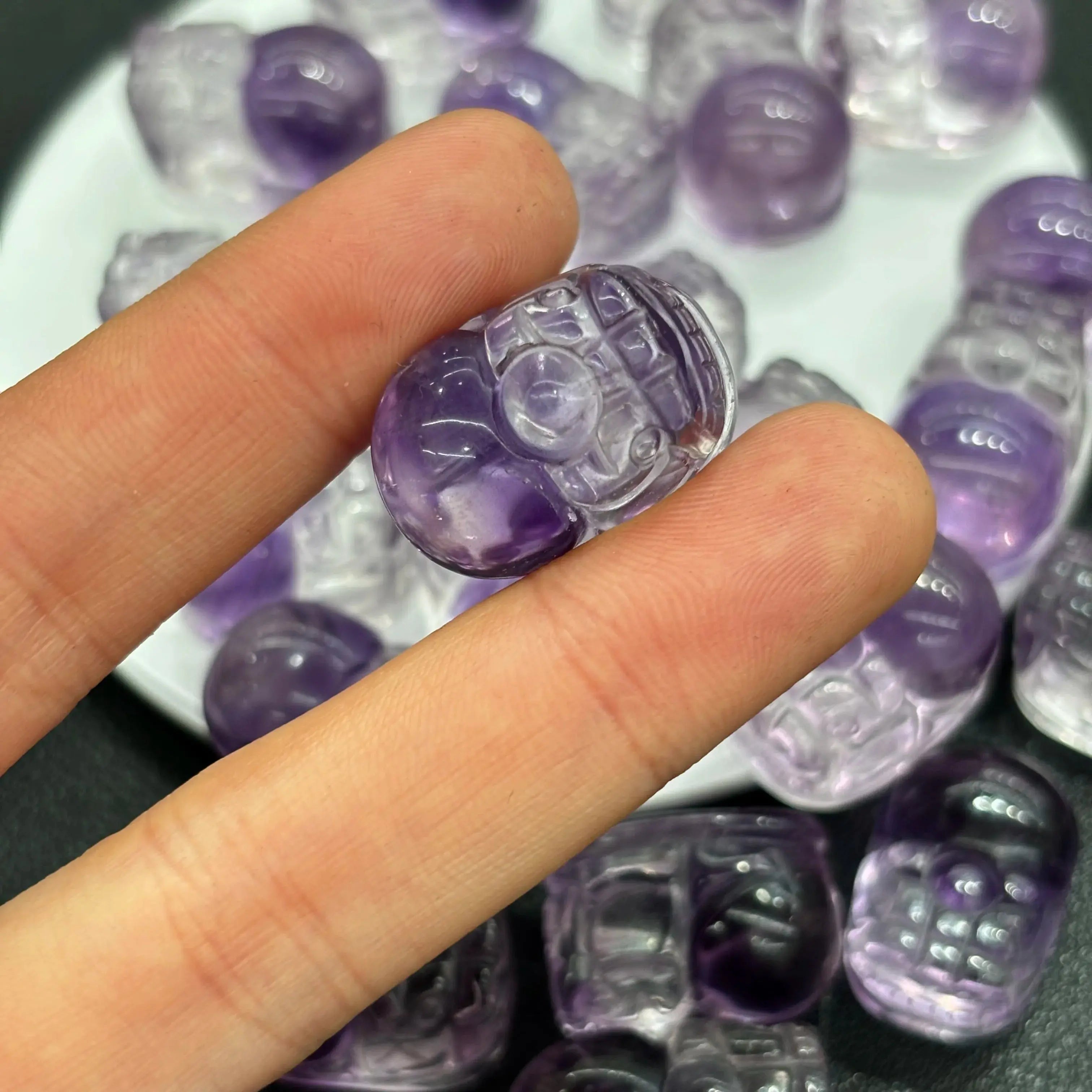 Natural Amethyst Pixiu Charm - La Maison Val D'or