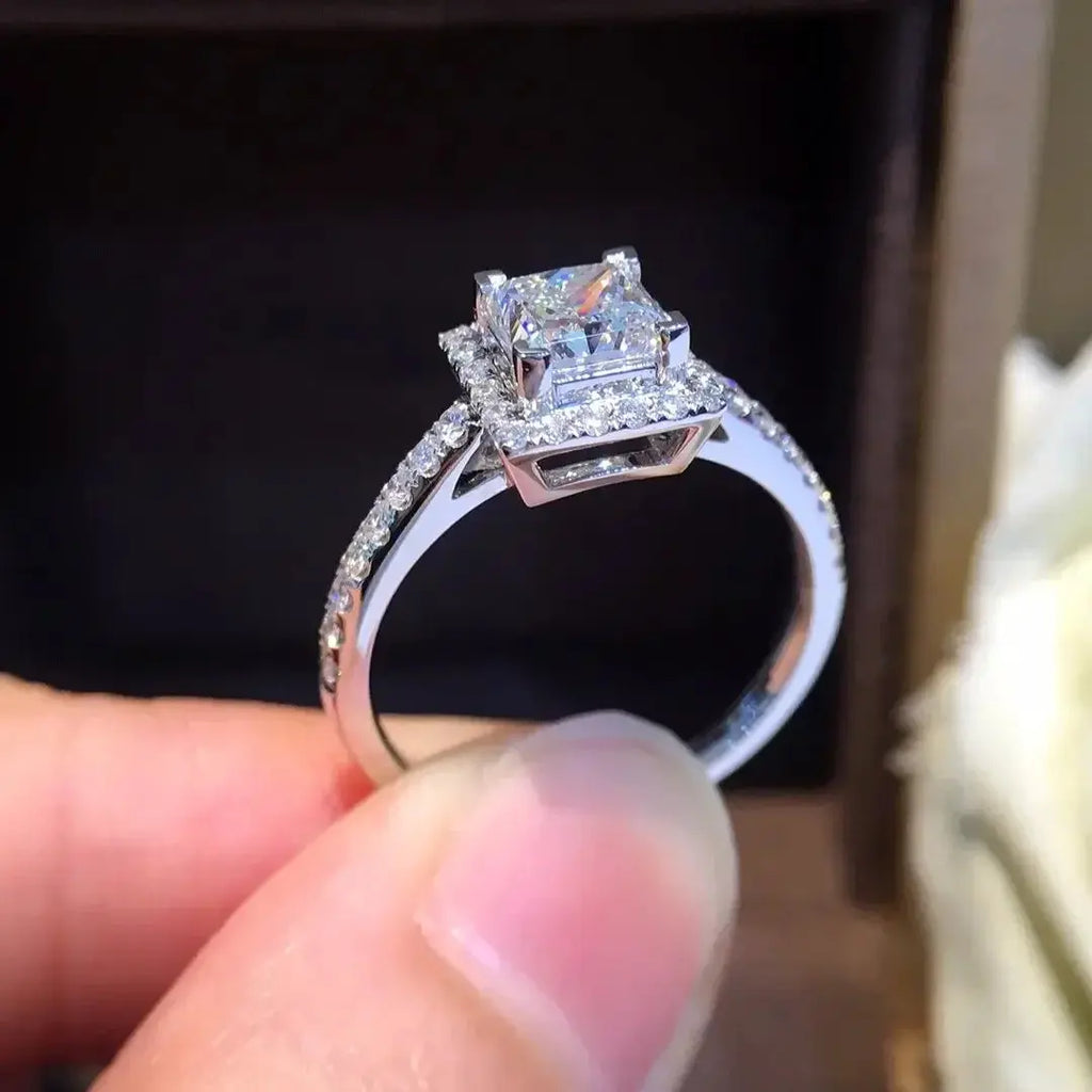 18K Gold 1.35ct Diamond Ring - La Maison Val D'or