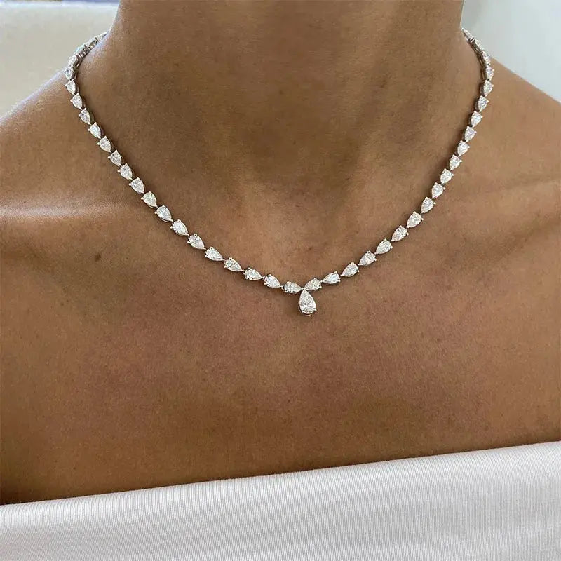 32ct Pear Lab Diamond Necklace - La Maison Val D'or
