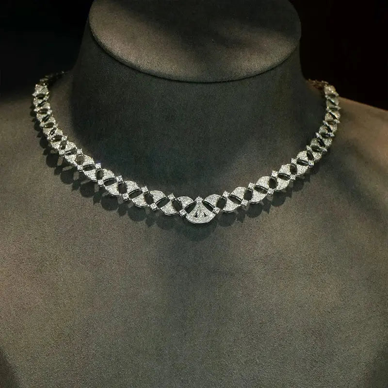 18K White Gold 3.7ct Necklace - La Maison Val D'or