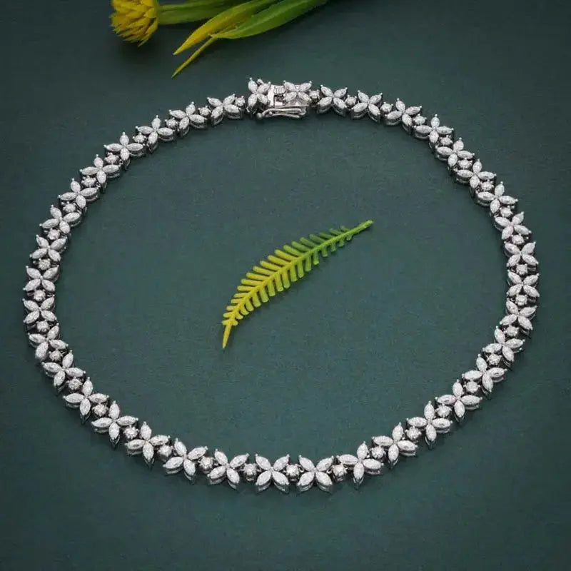 19.4ct Lab Diamond Choker - La Maison Val D'or