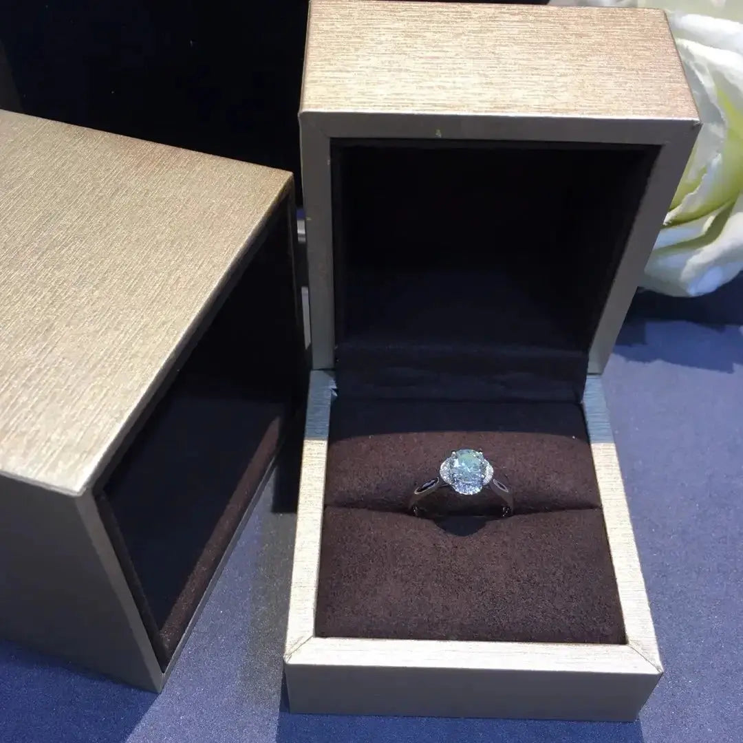 18K Gold Certified Diamond Ring - La Maison Val D'or